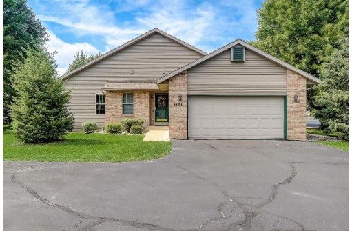 1171 Sawyer Way 12, Sun Prairie, WI 53590