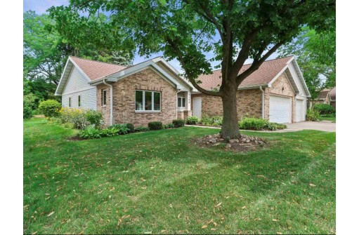 7208 Saukdale Drive, Madison, WI 53717