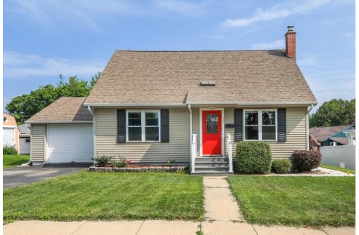 206 E Parry Street, Dodgeville, WI 53533