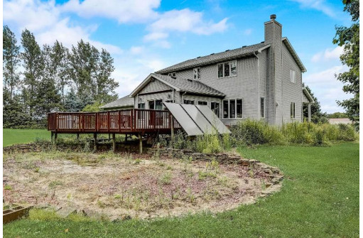 689 Marvin Lane, Oregon, WI 53575