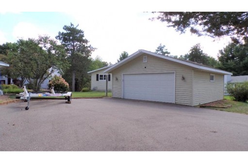 1083 Quarterstaff Court, Nekoosa, WI 54457