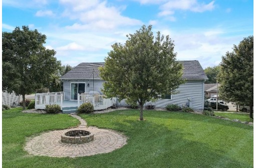 6706 Windsor Ridge Lane, Windsor, WI 53598