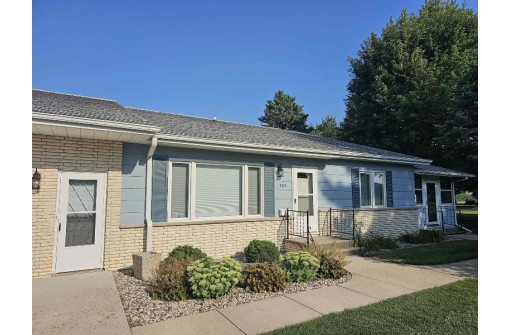 705 W Lincoln Street, Waupun, WI 53963