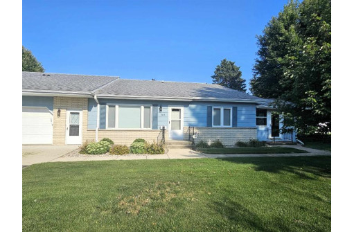 705 W Lincoln Street, Waupun, WI 53963