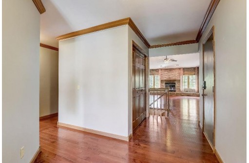 1950 Wallinford Circle, Sun Prairie, WI 53590