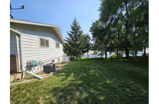 W3839 County Road C, Montello, WI 53949-8620