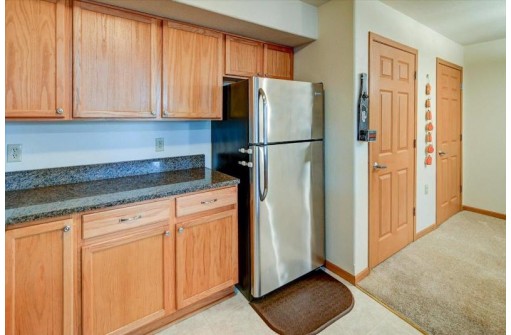 5320 Congress Avenue #2, Madison, WI 53718