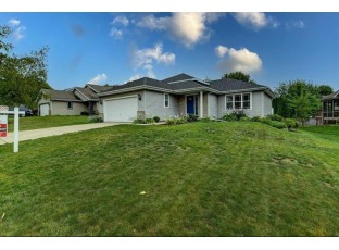 5475 Quarry Hill Drive Fitchburg, WI 53711