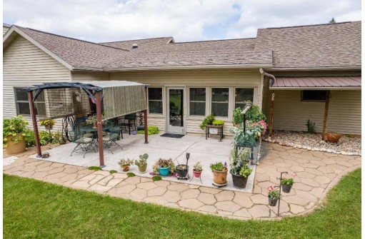 E11145 Wynsong Drive, Baraboo, WI 53913