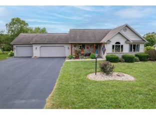 E11145 Wynsong Drive Baraboo, WI 53913