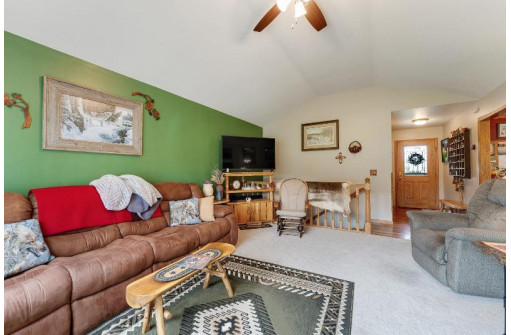 E11145 Wynsong Drive, Baraboo, WI 53913