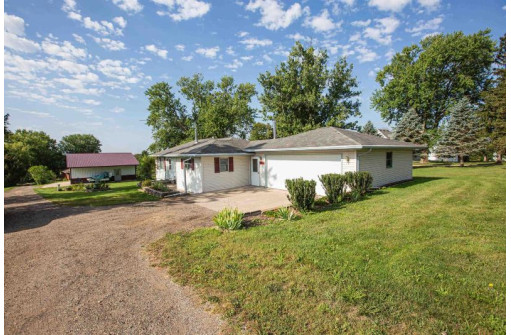 1547 Old Lancaster Road, Platteville, WI 53818