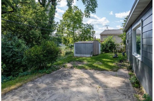 222 Winnebago Avenue, Portage, WI 53901