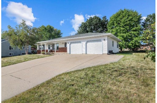 1904 Lincoln Avenue, Stoughton, WI 53589