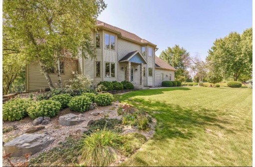 2521 Bailey Road, Sun Prairie, WI 53590