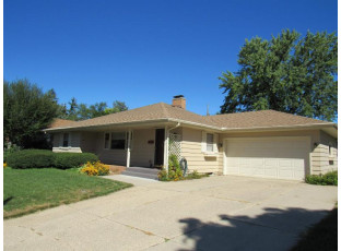 1141 Home Park Avenue Janesville, WI 53545