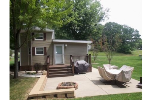 559 Skyline Drive, Edgerton, WI 53534