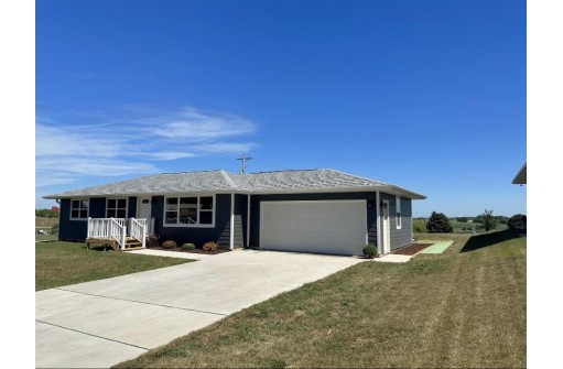 606 30th Avenue, Monroe, WI 53566-1936