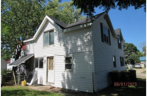 315 W 4th Street, Richland Center, WI 53581