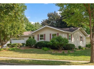 1925 Dolores Drive Madison, WI 53716-2319