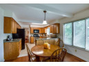 94 Oak Creek Trail, Madison, WI 53717