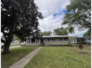 1411 S 16th Street Prairie Du Chien, WI 53821-2903