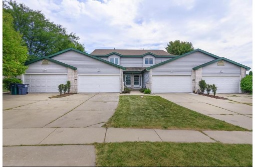 102 W Windsor Avenue, Cottage Grove, WI 53527