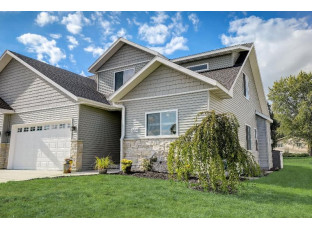 604 Wheatland Drive Cambridge, WI 53523