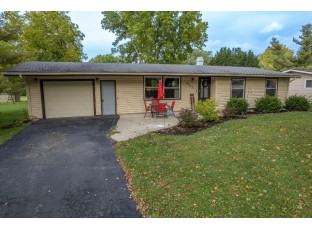 622 Brodhead Street Mazomanie, WI 53560