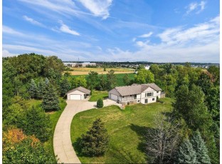 2662 Bailey Road Sun Prairie, WI 53590