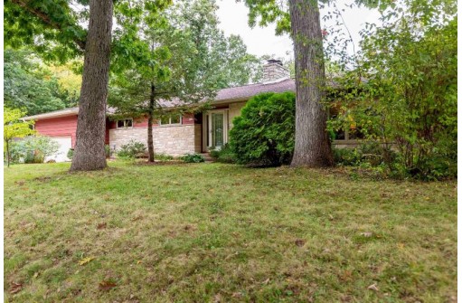 6630 Maywood Avenue, Middleton, WI 53562