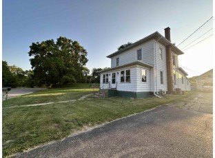 834 Walnut Street Baraboo, WI 53913