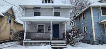 528 Avon Street Lansing, MI 48910