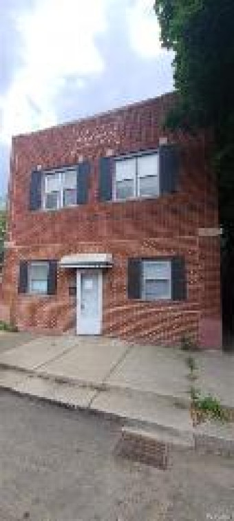 109 Burke Street River Rouge, MI 48218