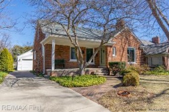 358 Mount Vernon Avenue Grosse Pointe Farms, MI 48236