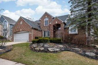 2536 Ivy Hill Drive Commerce Township, MI 48382