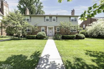 816 Harcourt Grosse Pointe Park, MI 48230