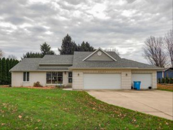 22401 Happy Drive Cassopolis, MI 49031