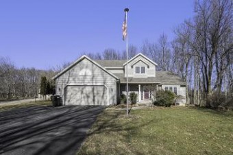 6640 Summerhill Drive Se Alto, MI 49302