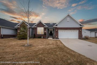 2450 Turning Leaf Lane Okemos, MI 48864