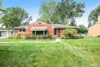 5907 Rosetta Street Dearborn Heights, MI 48127