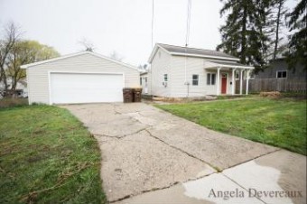 427 Taylor Court Ionia, MI 48846