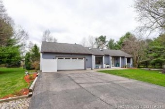 16528 James Street Holland, MI 49424