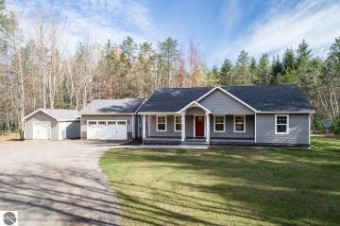 2990 W Ginger Drive Coleman, MI 48618