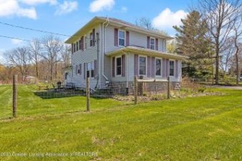 247 Ives Road Mason, MI 48854