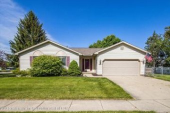 103 Stratford Drive Mason, MI 48854