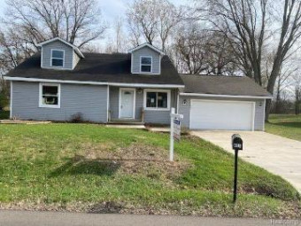 865 Dunreath Street Wolverine Lake, MI 48390