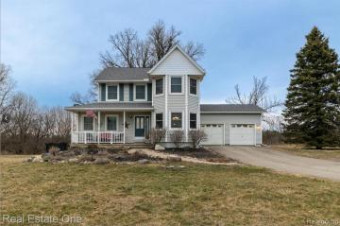 200 W Davison Lake Road Oxford, MI 48455