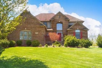 3544 S Creek Drive Rochester, MI 48306