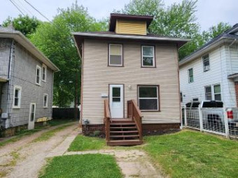 530 Lathrop Street Lansing, MI 48912